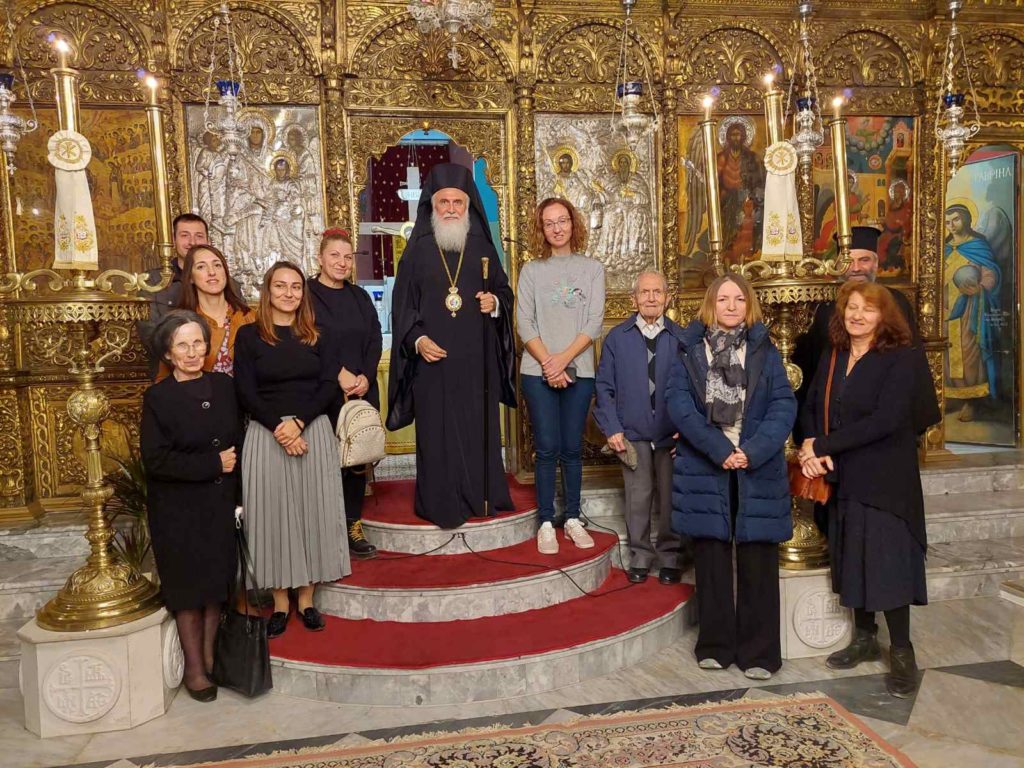 Αγιασμός στα Κατηχητικά Σχολεία της Λήμνου από τον Μητροπολίτη κ. Ιερόθεο