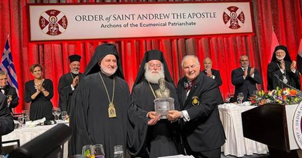 منح وسام أثيناغوراس للبابا ثيودورس الثاني