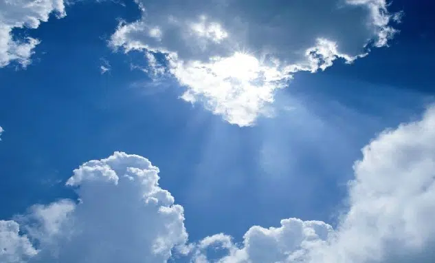 Καιρός: Θερμοκρασία χωρίς αξιόλογη μεταβολή τη Δευτέρα