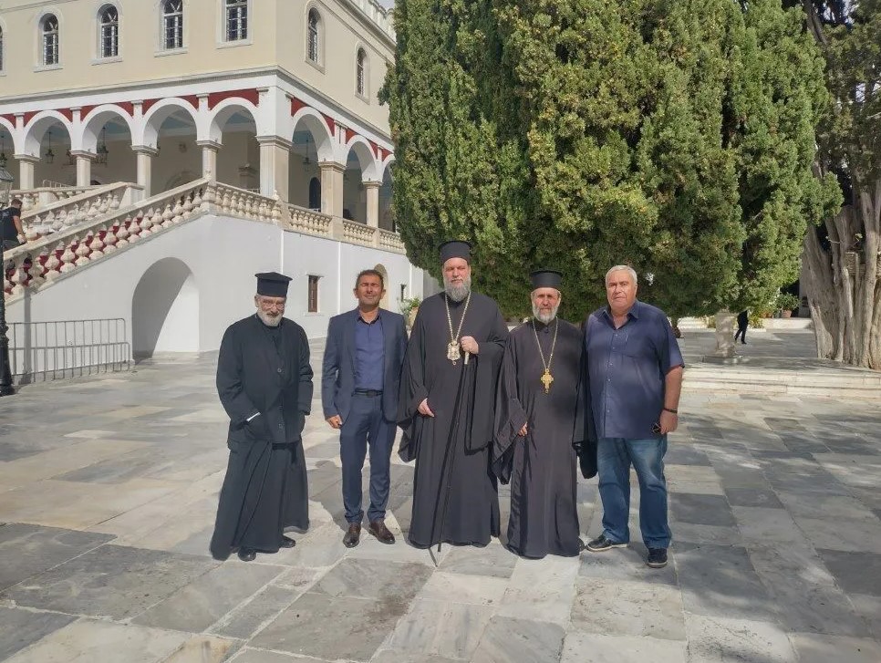 Προσκυνηματική εκδρομή στην Τήνο από τις ενορίες της Ιεράς Μητρόπολη Νέας Ιωνίας