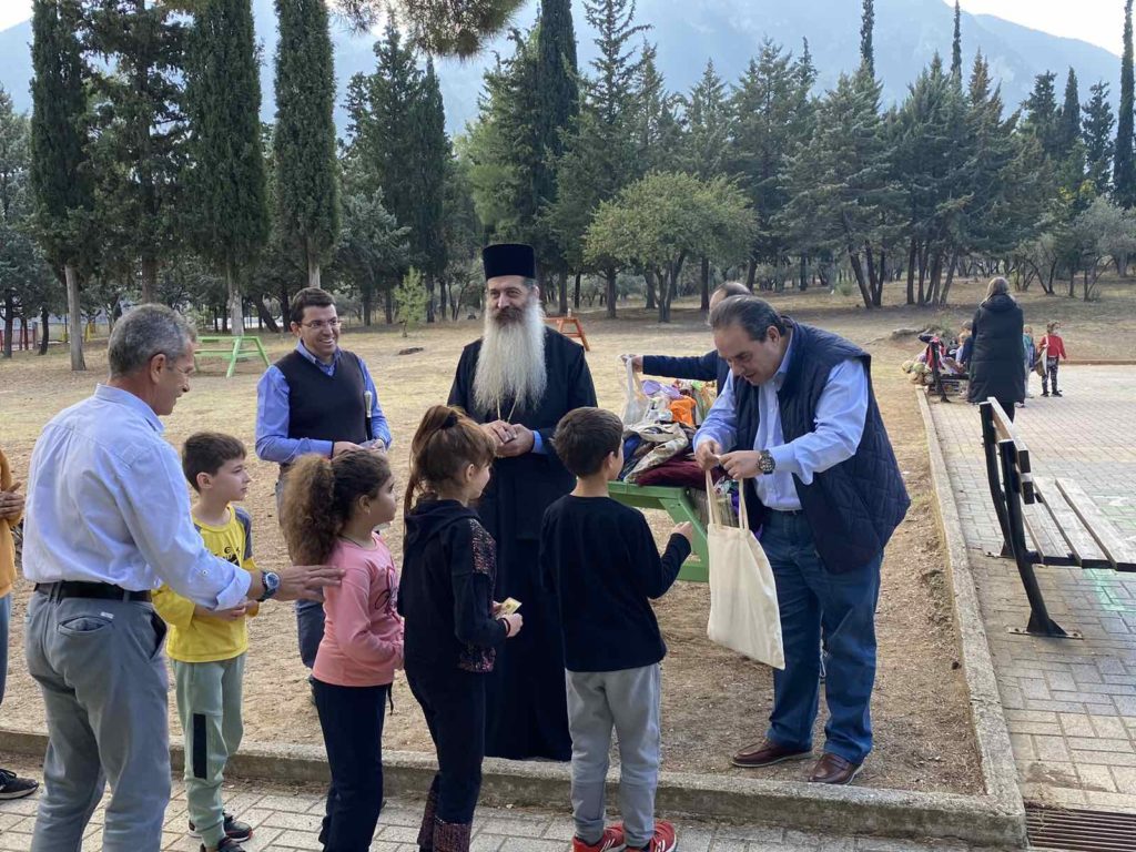 «ΑΠΟΣΤΟΛΗ» και Ι.Μ. Φθιώτιδος κοντά σε παιδιά και ευάλωτες οικογένειες