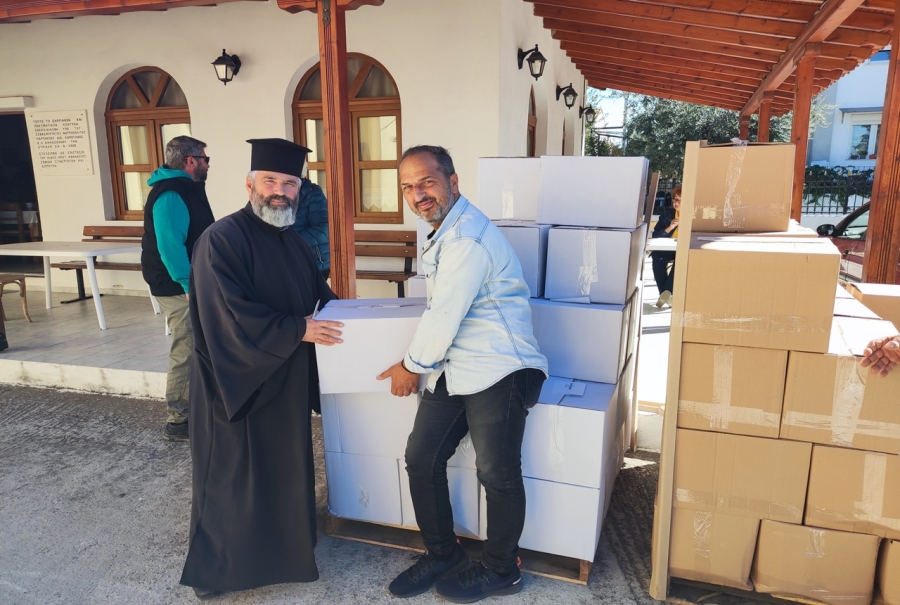 Η Ιερά Μητρόπολη Μαρωνείας κοντά στις ευπαθείς ομάδες και σε άπορες οικογένειες