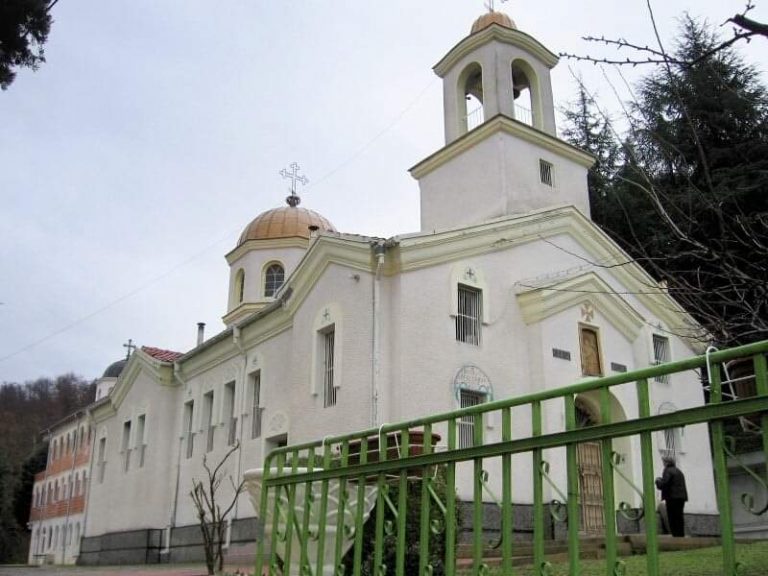 Неделното училище в Петрич отново отваря врати за новата учебна година