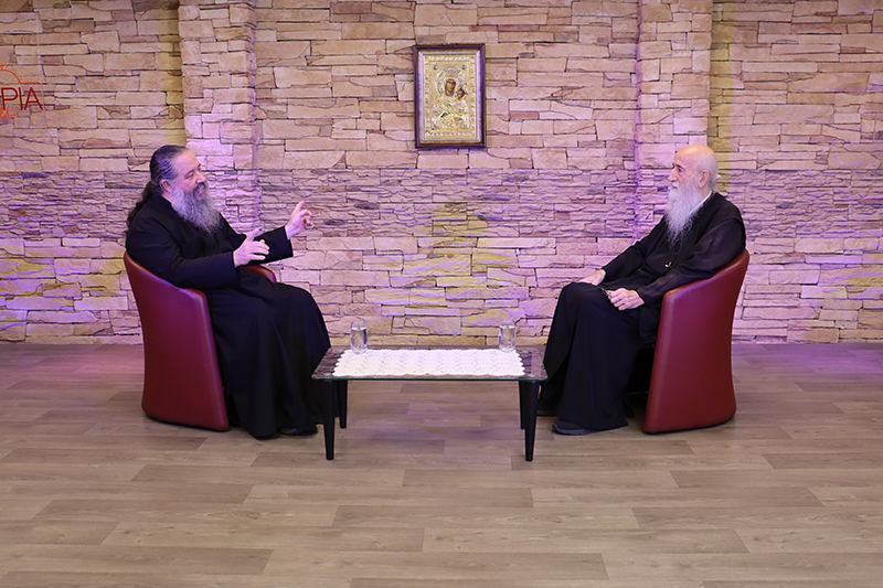 Ο π. Γεώργιος Σχοινάς στο «Ενορία εν δράσει..»: «Εμείς τα ξέρουμε όλα (;)»