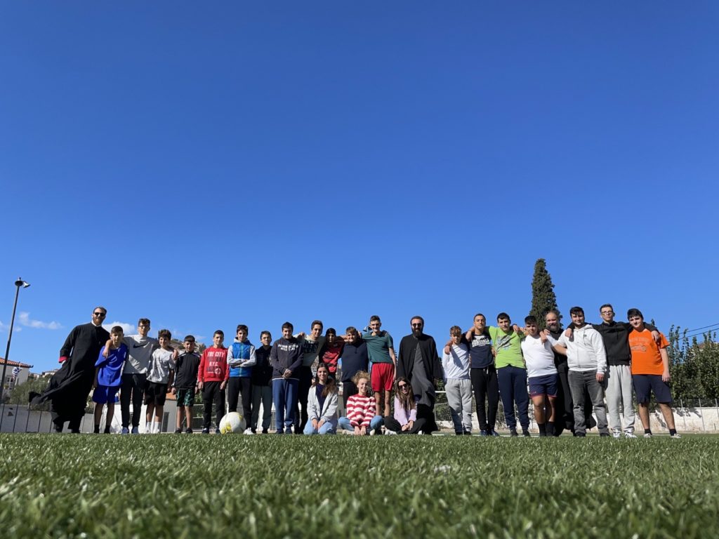 Ύδρα: Καλλιεργώντας τις αξίες της ευγενούς άμιλλας μέσα από τις Νεανικές συντροφιές