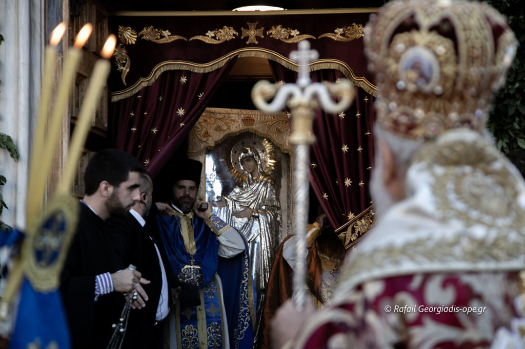 Θεσσαλονίκη: Ολοκληρώνονται οι εκδηλώσεις για τον Άγιο Δημήτριο – Επέστρεψε στον Άθωνα η εικόνα της Παναγίας Γερόντισσας