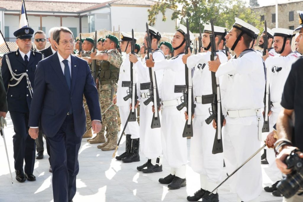 Μηνύματα για την Εθνική Επέτειο και μαθητικές παρελάσεις στην Κύπρο