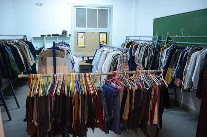 Κοινωνική Ιματιοθήκη και σχολικά είδη από την Ι.Μ Καλαβρύτων