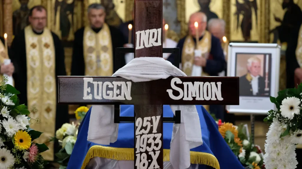 Patriarhul Daniel a transmis un mesaj de condoleanțe la înmormântarea Academicianului Eugen Simion