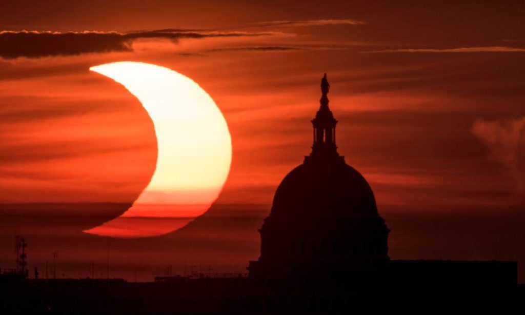 Ορατή και στην Ελλάδα η μερική έκλειψη Ηλίου στις 25 Οκτωβρίου