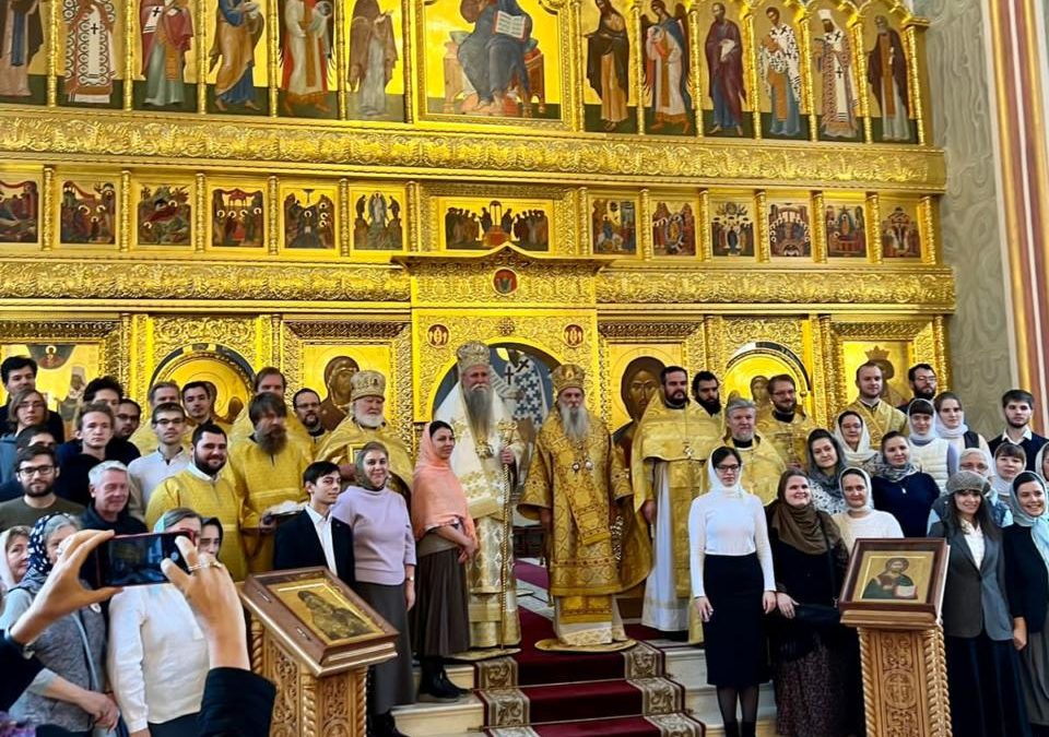 Архијереји Јоаникије и Јован богослужили у цркви при Светотихоновском универзитету