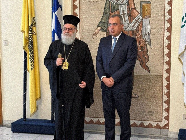 البطريرك يوحنا العاشر في زيارة لرئيس أساقفة قبرص  خريسوستوموس الثاني.