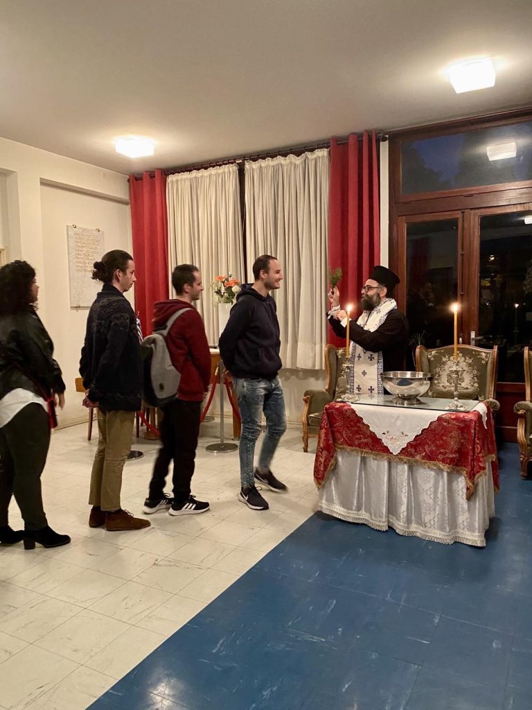 Γαλλίας Δημήτριος σε νέους: Να αξιοποιήσετε τις δυνατότητες που παρέχει η πόλη του φωτός