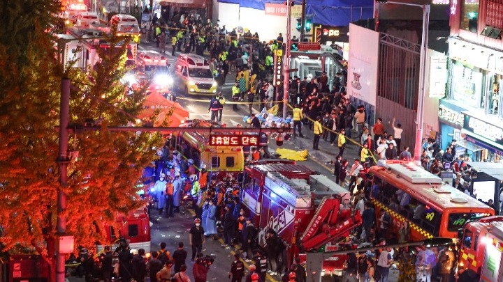 Νότια Κορέα: Εθνικό πένθος λόγω της πολύνεκρης τραγωδίας στη Σεούλ