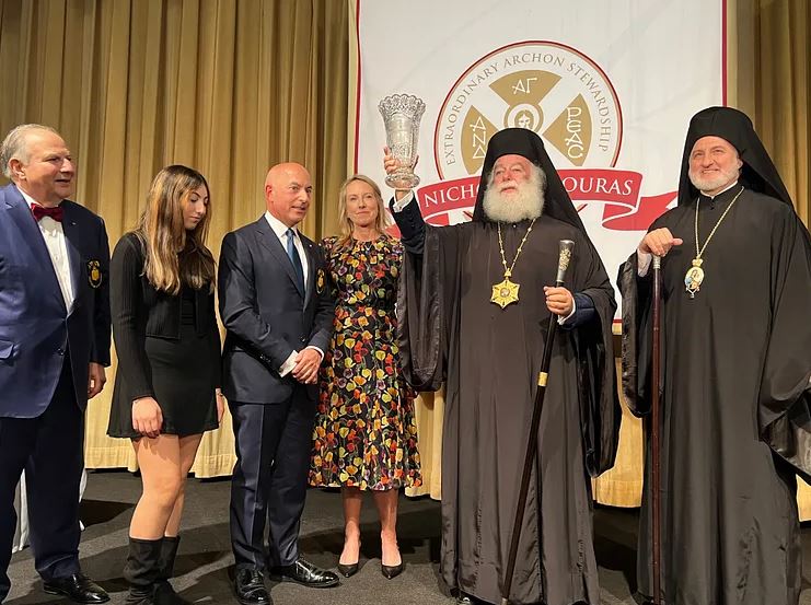 Από τον Πατριάρχη Αλεξανδρείας το βραβείο “Νικόλαος Μπούρας” στον Μιχάλη Ψαρό