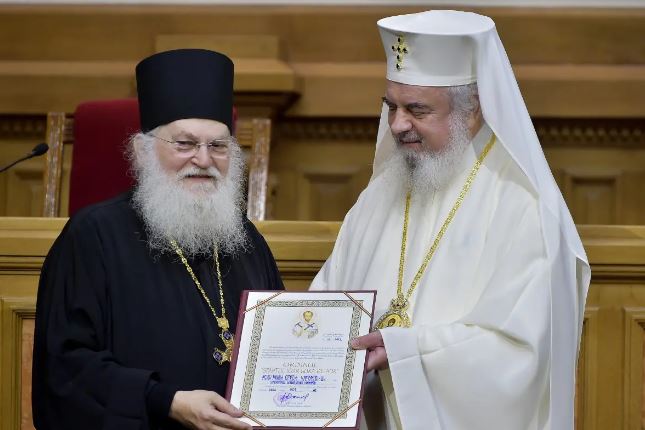 Greek-Romanian edition of New Testament presented in Bucharest