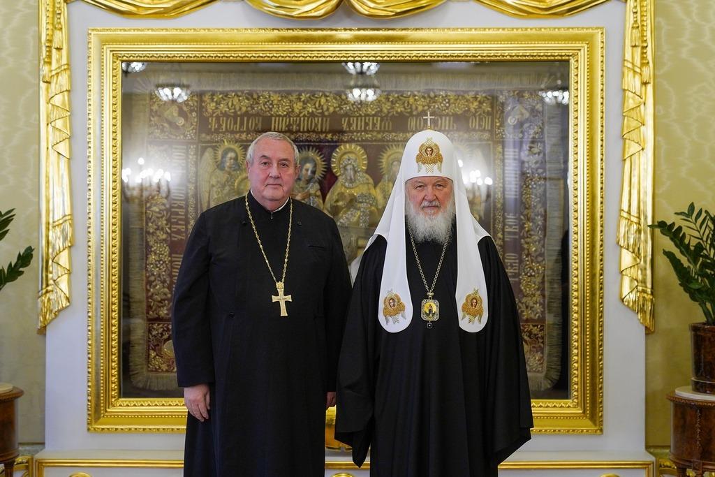 Patriarch Russia Kirill receives visiting WCC acting SG Archpriest Ioan Sauca