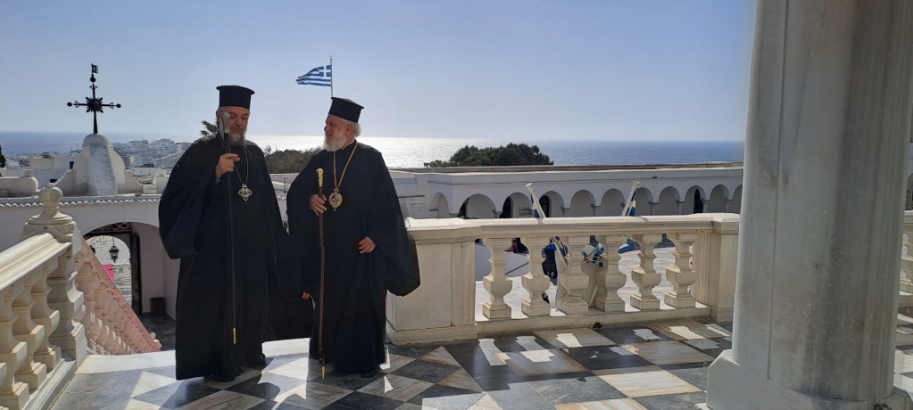 Εικόνες από την υποδοχή του νέου Μητροπολίτη Γόρτυνος στην Τήνο