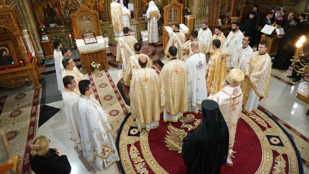 Hram la Mănăstirea „Sf. Voievozi” din Slobozia: A fost adusă icoana Maicii Domnului de la Pocrov