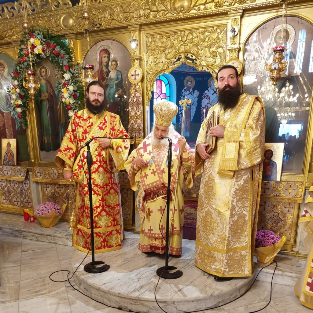 Αρχιερατική Θεία Λειτουργία και Χειροθεσία στην Πανήγυρη των Αγίων Αναργύρων Μεσημερίου