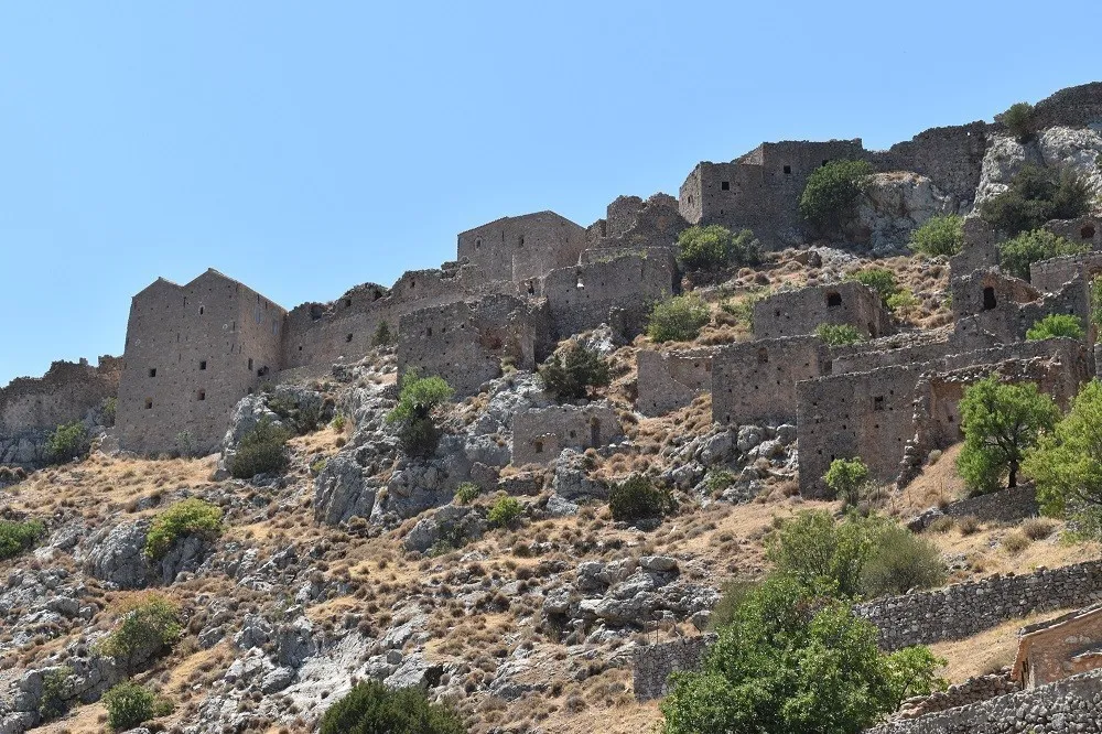 Ανάβατος Χίου: Αναβιώνει ο “Μυστράς του Αιγαίου” και ο ναός στην μεσαιωνική ακρόπολη (ΦΩΤΟ/VIDEO)
