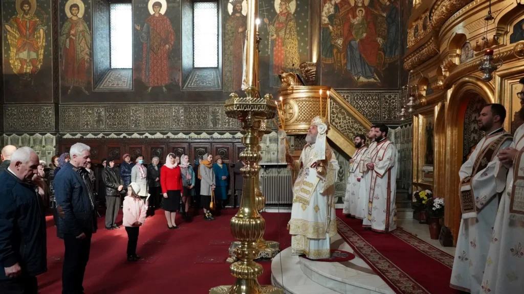 30 de ani de când Sf. Ap. Andrei ocrotește Galațiul: IPS Casian a inaugurat luna dedicată lui în eparhia Dunării de Jos