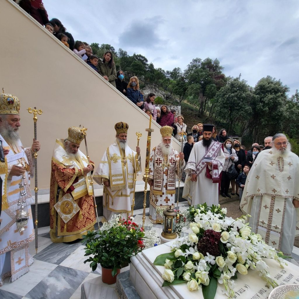 Μνημόσυνο π. Επιφανίου Θεοδωρόπουλου στο Ησυχαστήριο Τροιζήνας