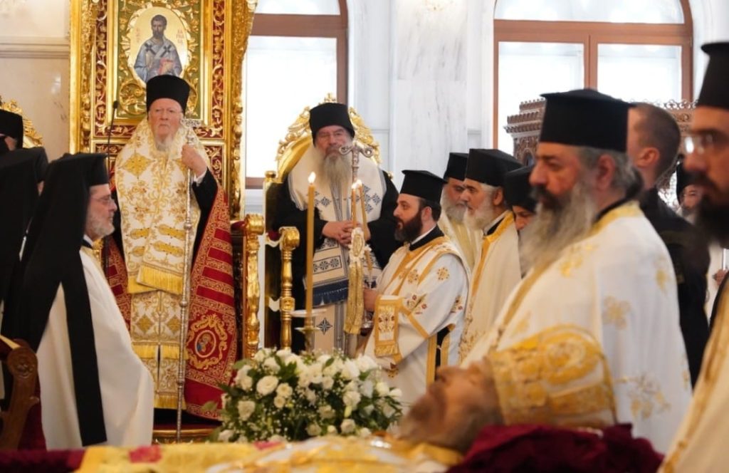ترأس قداسة البطريرك المسكوني جنازة الرئيس المغبوط لكنيسة قبرص