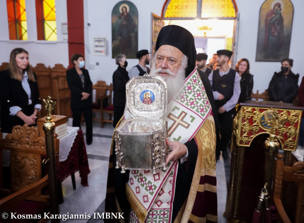 Ι.Μ. Βεροίας: Με συγκίνηση η υποδοχή της Τιμίας Κάρας της Αγίας Βαρβάρας (ΦΩΤΟ)