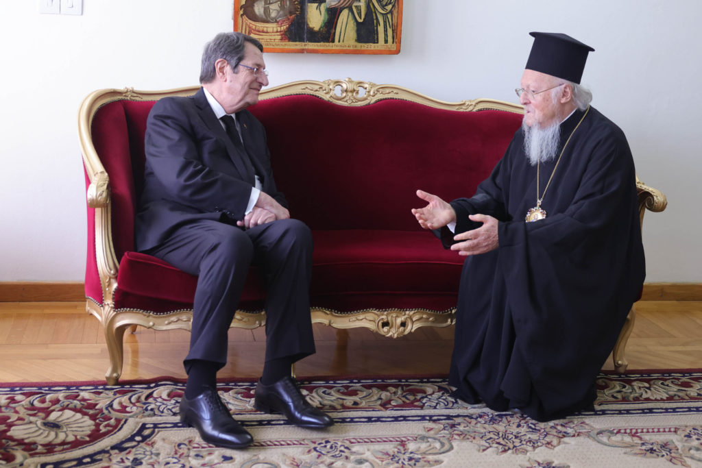 Συναντήσεις Αναστασιάδη με Οικουμενικό Πατριάρχη και Σακελλαροπούλου 