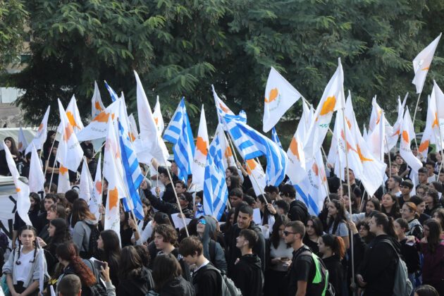 39 χρόνια ψευδοκράτος: Αντικατοχικές πορείες στην Κύπρο – Πανηγυρισμοί στα Κατεχόμενα