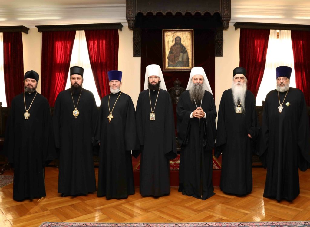 Патријарх српски Порфирије разговарао са Председником Одељења за спољне црквене везе Московске Патријаршије
