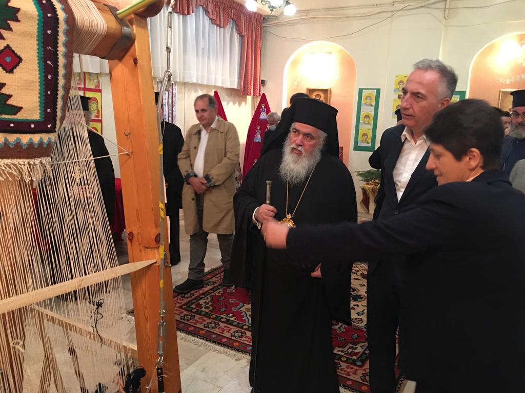 Εγκαίνια Έκθεσης με θέμα τις Αλησμόνητες Πατρίδες από τον Μητροπολίτη Νεαπόλεως και τον Σταύρο Καλαφάτη