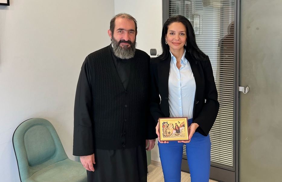 Συνάντηση στελεχών της «ΣΥΝΥΠΑΡΞΙΣ» με την τομεάρχη της ΝΔ για το μεταναστευτικό