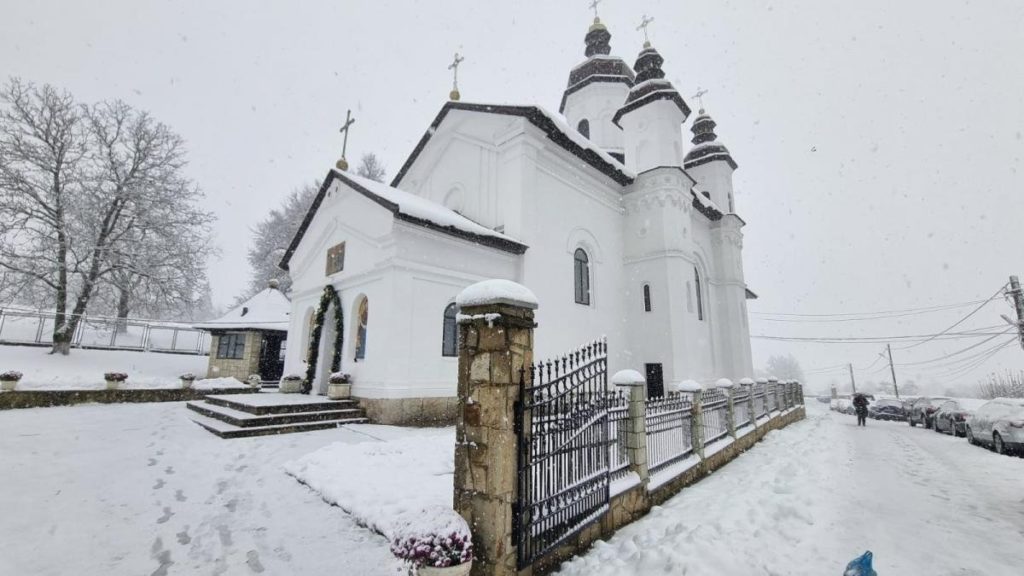 Hramul Schitului Vovidenia de la Neamț