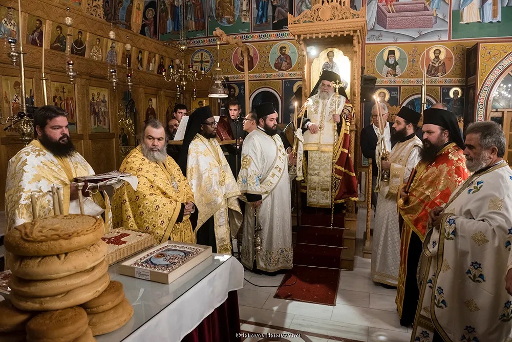 Πανηγυρικός Εσπερινός στον Ιερό Ναό Αγίου Ιωάννου Χρυσοστόμου Πάνω Λακατάμειας