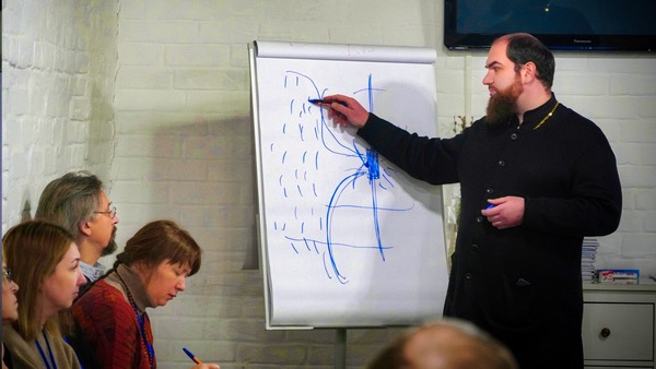 В Воронеже состоялся семинар о церковной помощи людям с посттравматическими расстройствами