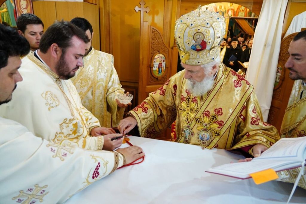IPS Nifon a sfinţit cea mai nouă biserică din Târgovişte