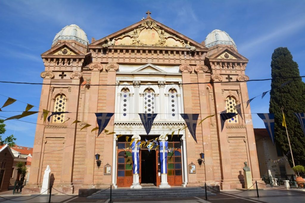 Μυτιλήνη – Ενεργειακή κρίση: Ο Άγιος Θεράποντας περιορίζει τον φωτισμό