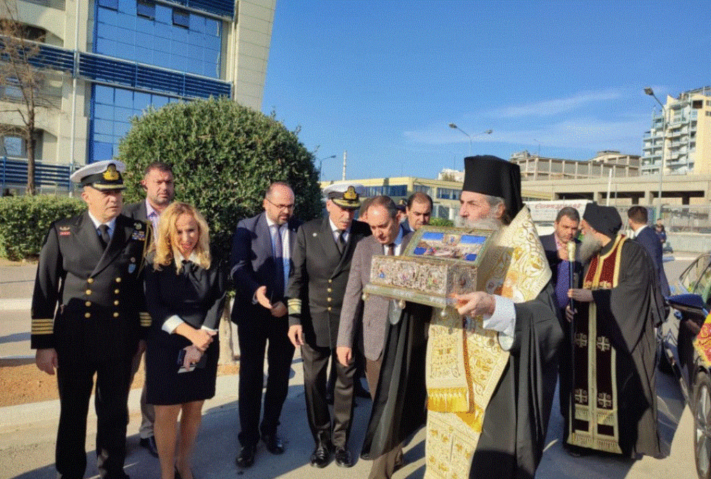 Holy Cincture of the Theotokos solemnly conveyed to Greece’s shipping ministry for veneration on Fri.