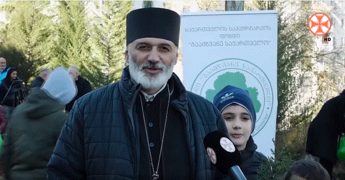 გამწვანების ღონისძიება ცამეტი ასურელი მამის სახელობის მშენებარე ტაძრის ეზოში