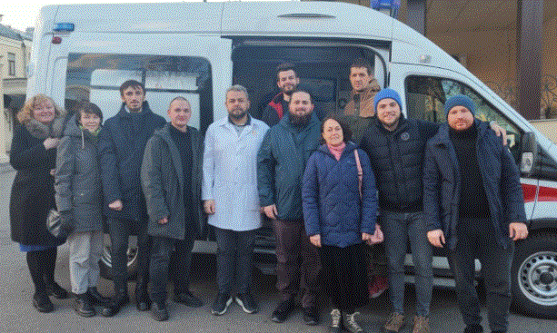 Добровольцы Сретенской духовной академии выехали в Мариуполь ухаживать за больными