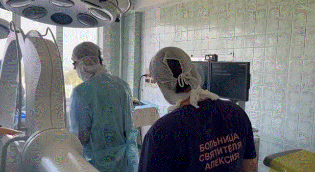 Врачи Больницы Святителя Алексия доставили в Горловку аппараты для лечения переломов конечностей