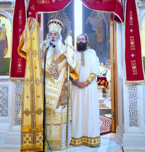 Εις πρεσβύτερον Χειροτονία του βοηθού γραμματέα της Μητροπόλεως Πειραιώς από τον Μητροπολίτη Σεραφείμ