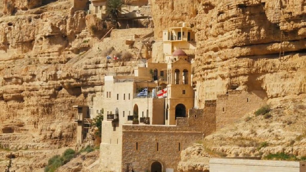 Μην χάσετε σήμερα στην Pemtpousia TV