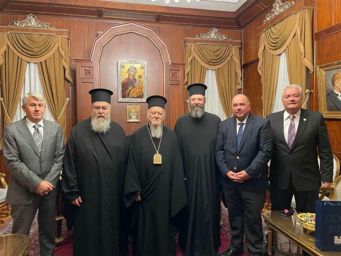 Στον Οικουμενικό Πατριάρχη Αντιπροσωπεία του Συνοδικού Γραφείου Προσκυνηματικών Περιηγήσεων