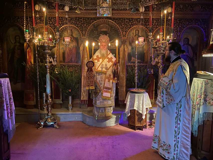 Τον Άγιο Ελευθέριο τίμησε η πανηγυρίζουσα Ιερά Μονή Αναστάσεως Χριστού στο Λουτράκι