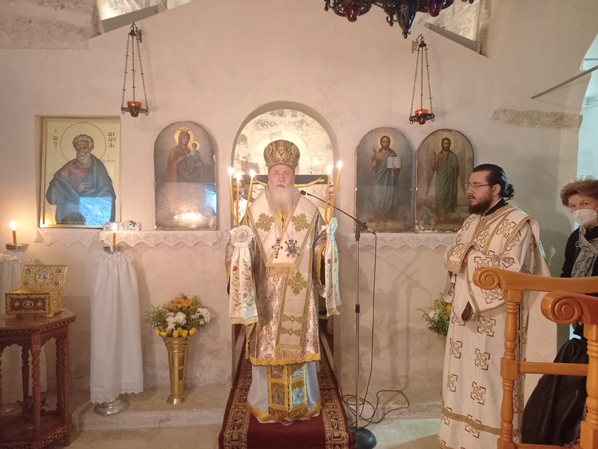 Πανηγύρισε το ιστορικό Ιερό Προσκύνημα του Αγίου Ανδρέα στο Λουτράκι