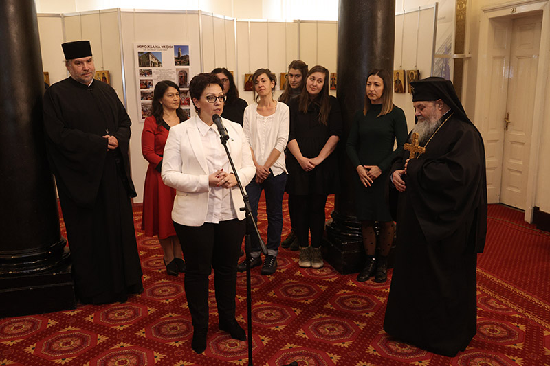 Изложба на детски икони беше открита в Народното събрание