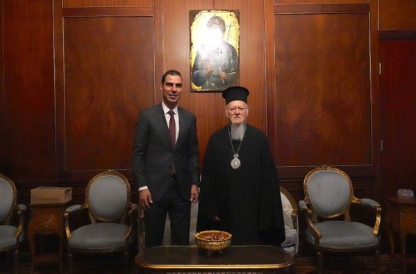 قداسته يستقبل الأمين العام للرعاية الصحية الأولية الصحة اليونان